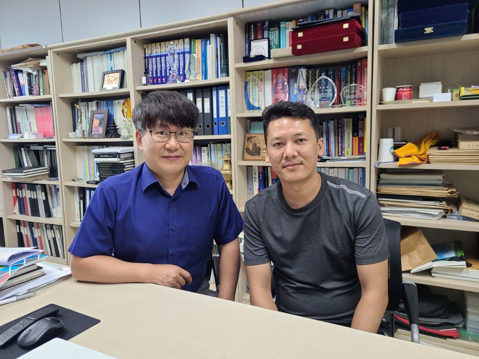 Research on Self-powered sensors for Sign Language Interpretation got featured on Kwangwoon University Web Portal